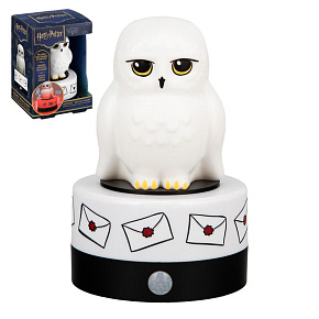 Sova Hedvika noční světlo 14cm Harry Potter se zvukem na USB v krabici 11x16x10cm Sova Hedvika noční světlo 14cm Harry Potter se zvukem na USB v krabici 11x16x10cm