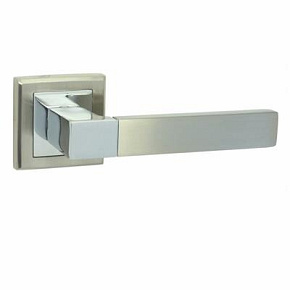 Klamka REAL-QR M6/M9 chrom/nikiel Klamka REAL-QR M6/M9 chrom/nikiel